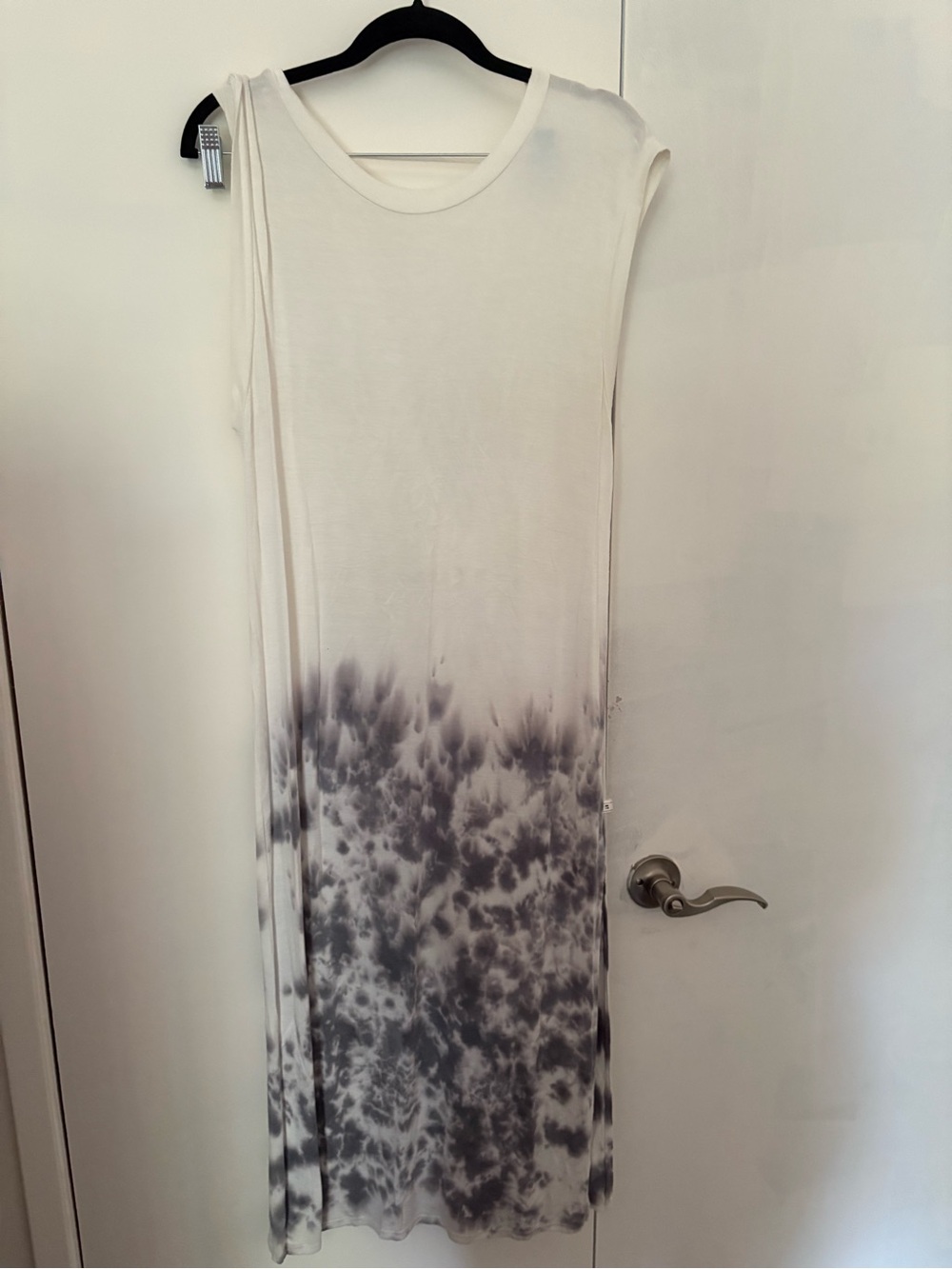 NYTT White Crewneck Tank Dress, deep V in back